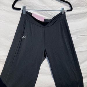 BNWT Under Armour Loose Low Rise Active Pants M